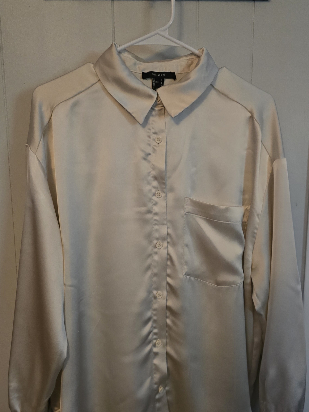 Forever 21 Women's Satin Button-Up Shirt in Cream